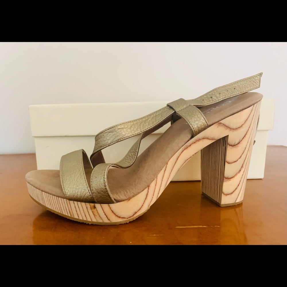 Cordani Calzature, Gold Leather, Size 40